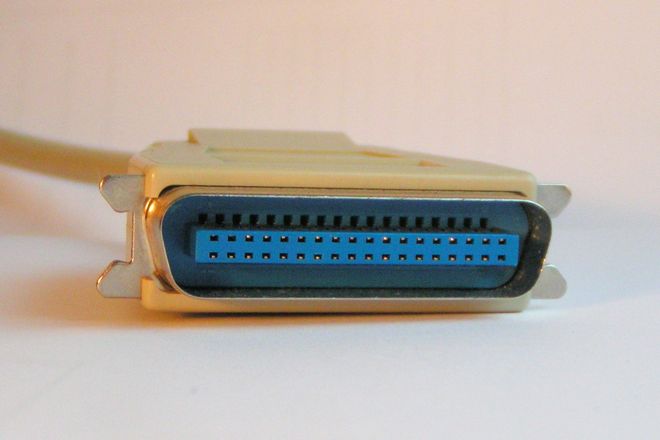 A 36-pin Centronics plug on a printer cable