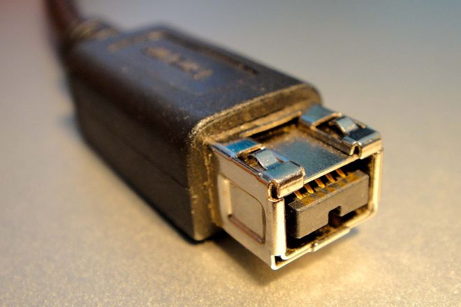 A FireWire 800 nine-pin plug