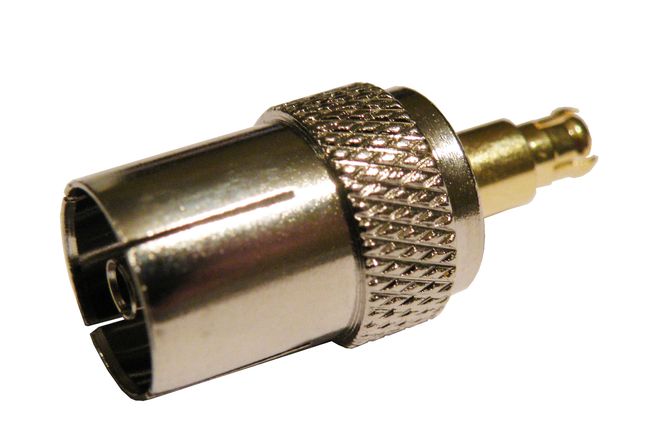 An adapter from a PAL TV antenna socket to an MCX plug, as sold with USB TV tuner sticks