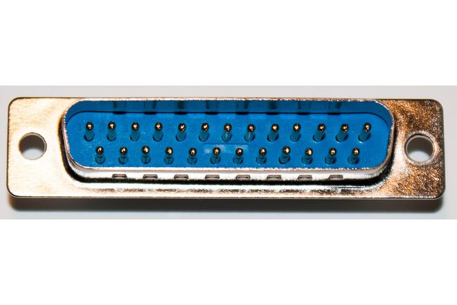 A 25-pin male D-sub connector