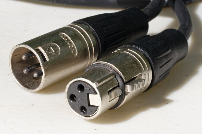 Male and female XLR cable connectors