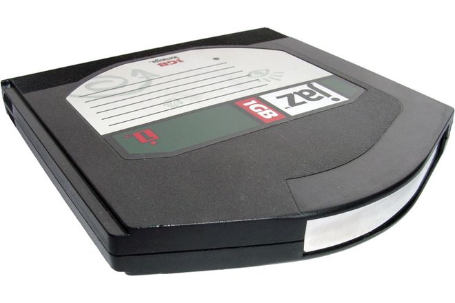 An Iomega Jaz 1 GB disk